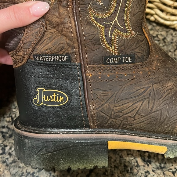 Slip on boots - Picture 6 of 7